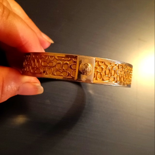 Original Coach Bangle 32$